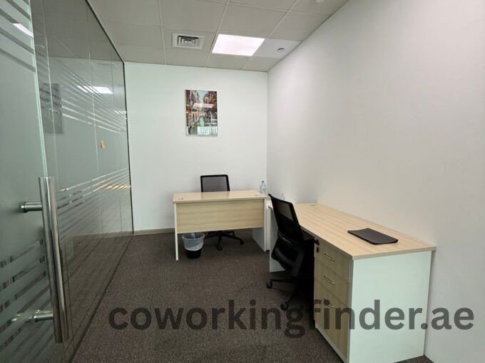 High-tech facilities in Dubai coworking space
