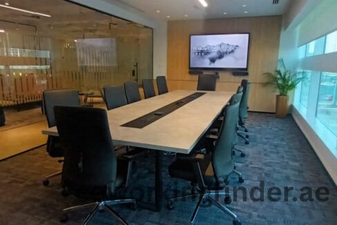 Dubai coworking space with modular seating arrangements