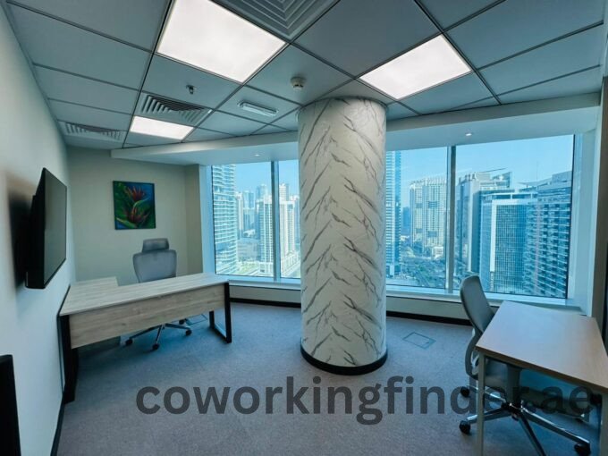 Quiet zone in Dubai coworking space for focused tasks