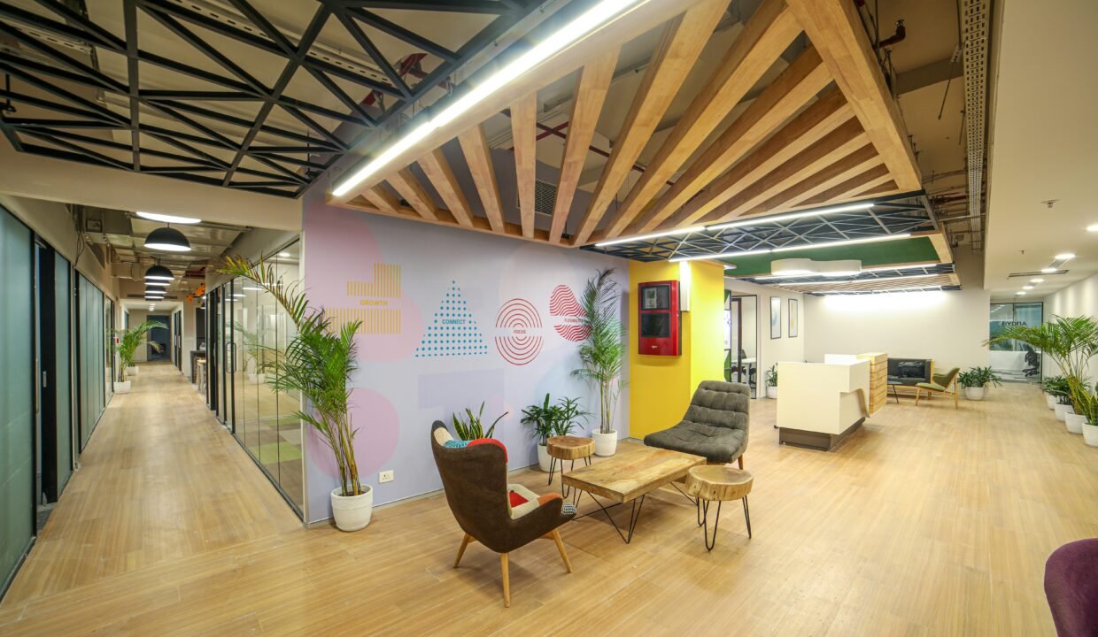 Kitchenette in Dubai coworking with snacks and beverage station