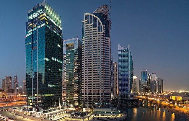 coworking_area_with_panoramic_windows_dubai_city_view coworkingfinder.ae
