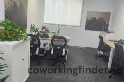 Mentorship program in Dubai coworking space connecting startups